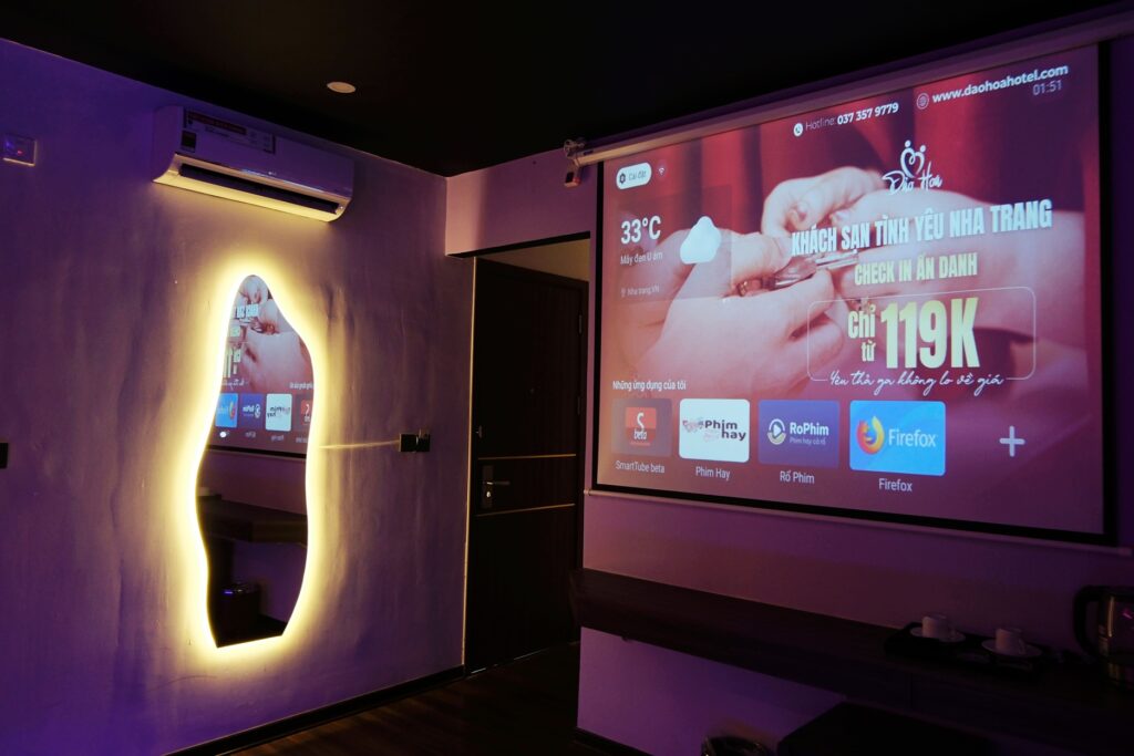 Phòng VIP 301 – ĐH5