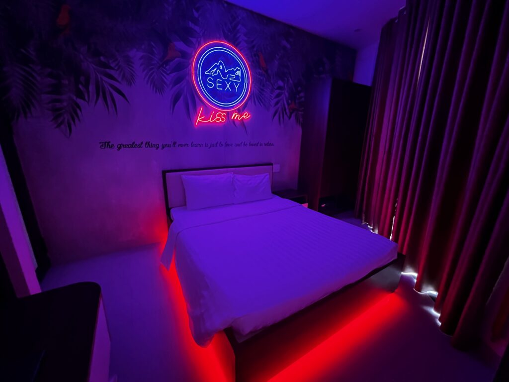 Phòng Đào Hoa – ĐH10